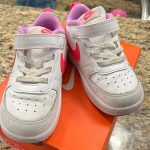 Nike toddler shoes